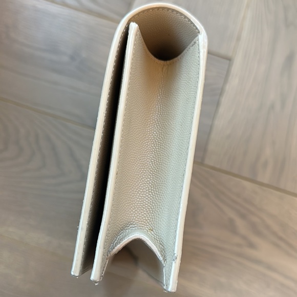 Saint Laurent Kate Clutch - Picture 3 of 9